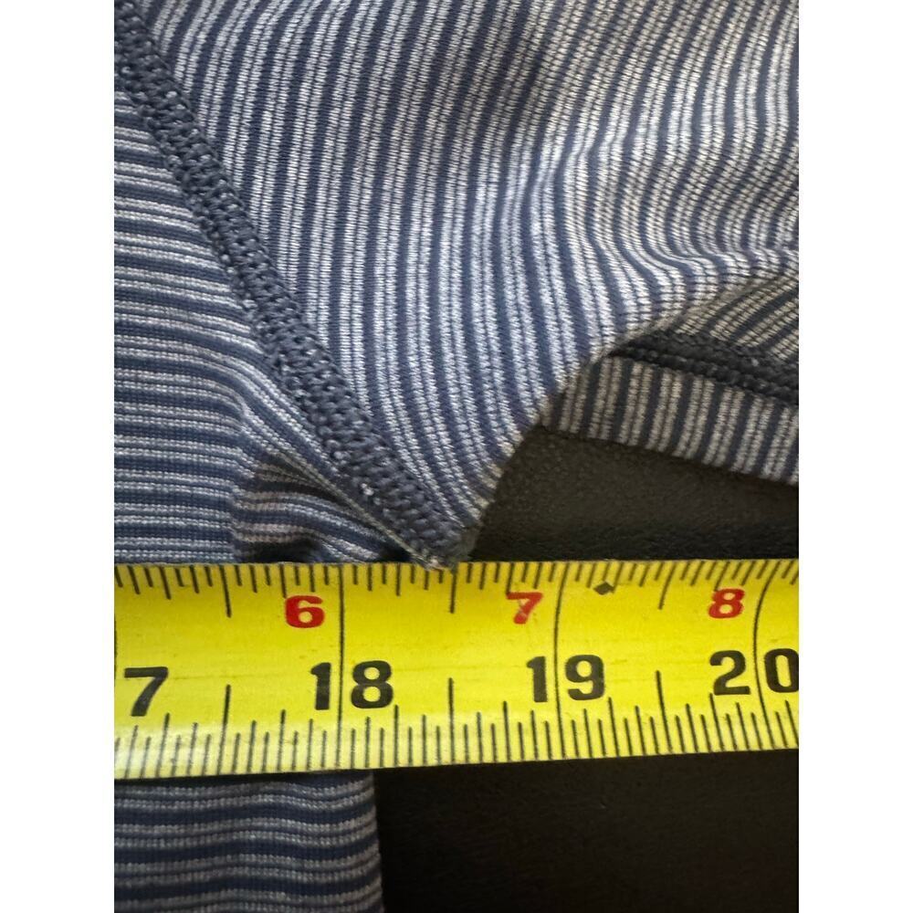 Lululemon Metal Vent Tech Polo Shirt Seamless Striped In Blue Grey Size Small - Picture 10 of 11